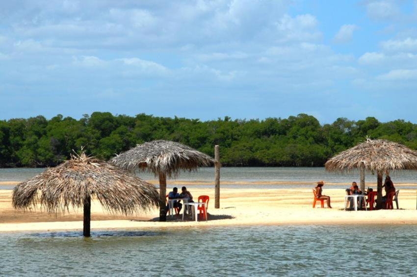 阿拉卡茹Oceano Azul Hospedagens A 50 M Da Orla-Passarela Do Caranguejo别墅 外观 照片